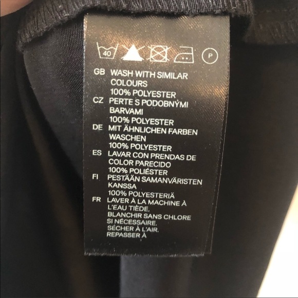 H&M’s black dress/tunic - Picture 5 of 5